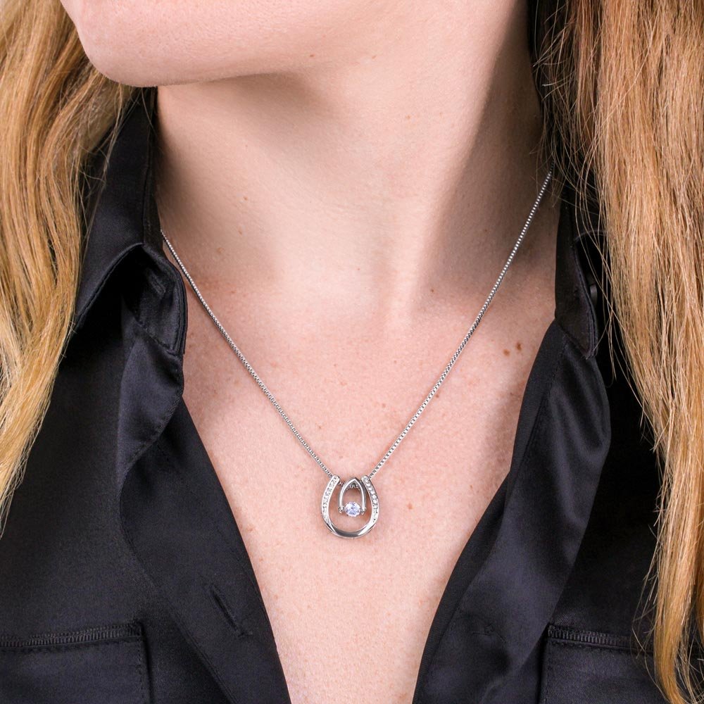 To My Mom Gift On My Wedding Day - I am so grateful - Lucky In Love Necklace #e150 - Image 9