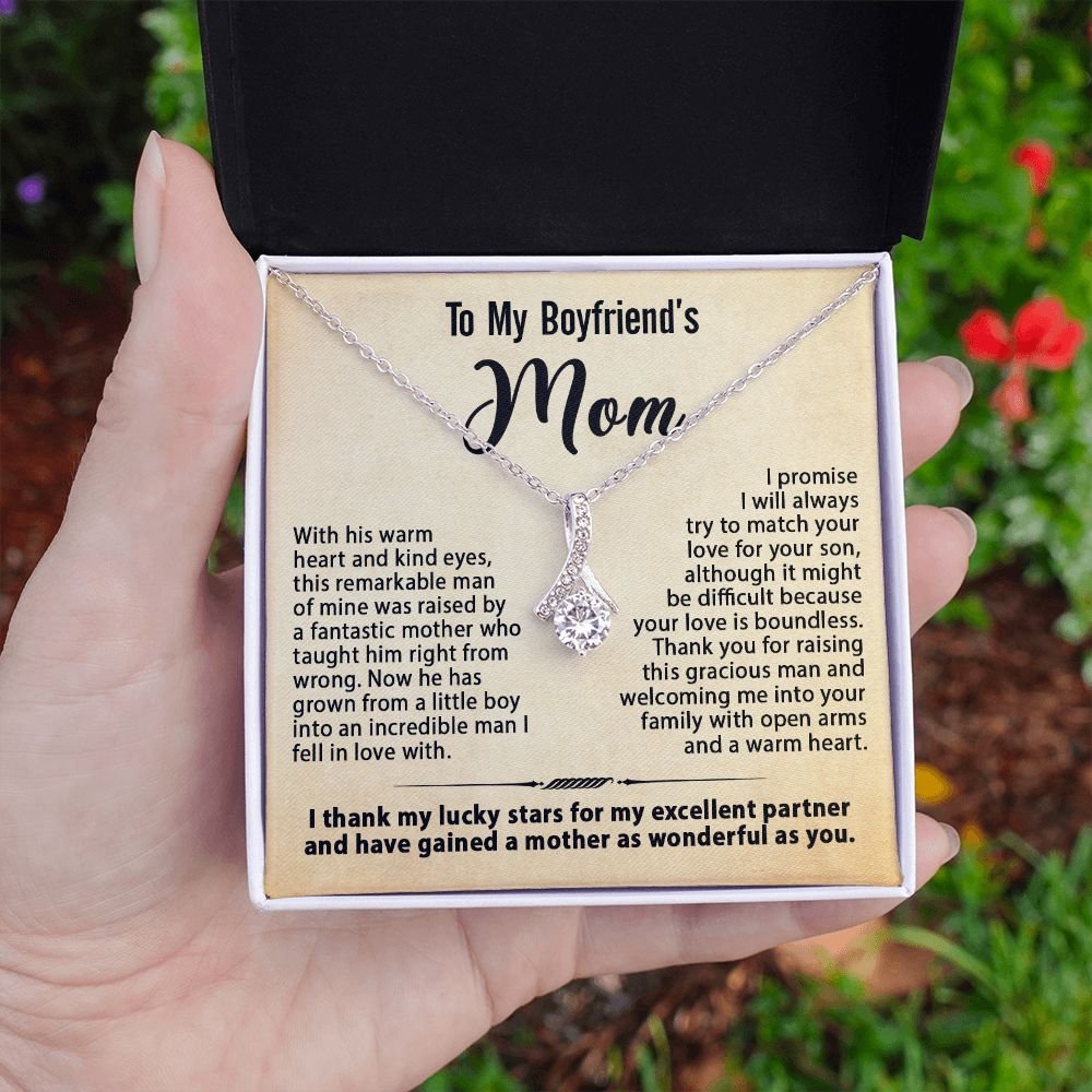 Gift For Boyfriend's Mom - To My Boyfriend's Mom Necklace, Mother's Day Birthday Ideas, Love Knot Jewelry Message Card For BF's Mother #e261 - Image 9