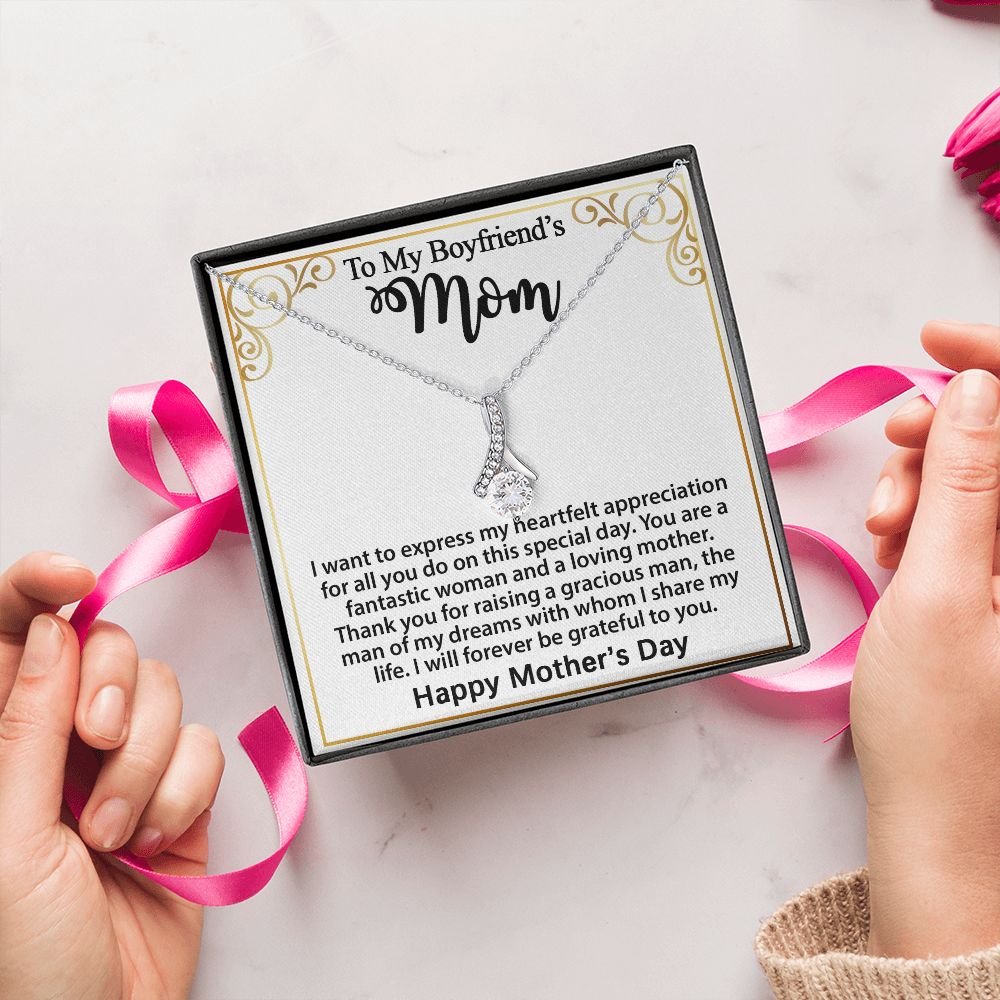 Gifts for Boyfriend's Mom: To My Boyfriend’s Mom Necklace, a perfect necklace for a meaningful Mother's Day or birthday present for your boyfriend's mom. Matched with a thoughtful message card.