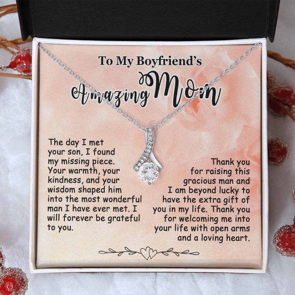 Gifts for Boyfriend's Mom: To My Boyfriend's Mom Necklace, Mother's Day & Birthday Ideas, Message Card Alluring Beauty Present For BF’s Mother. Matched with a thoughtful message card.