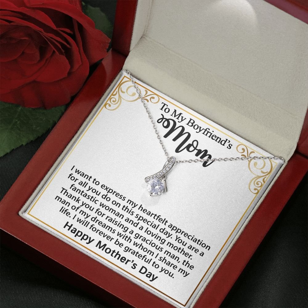 Gifts for Boyfriend's Mom: To My Boyfriend’s Mom Necklace, a perfect necklace for a meaningful Mother's Day or birthday present for your boyfriend's mom. Matched with a thoughtful message card.