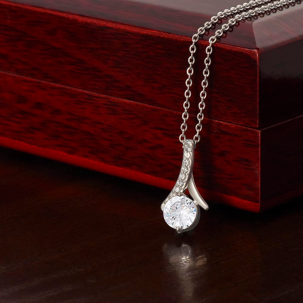 Gifts for Boyfriend's Mom: To My Boyfriend’s Mom Necklace, a perfect necklace for a meaningful Mother's Day or birthday present for your boyfriend's mom. Matched with a thoughtful message card.